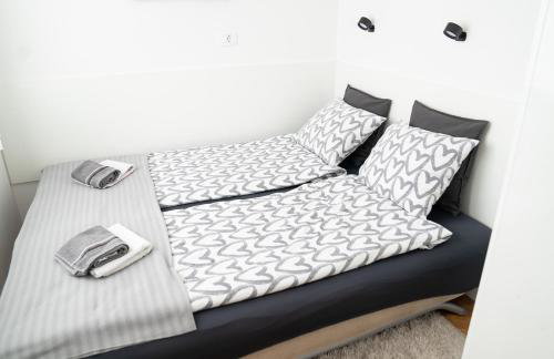 Casa de Dinca, 2 bedroom, big balcony, free parking zone - Foto 18