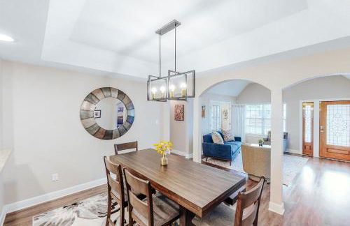 Welcoming home walkable to Steps of Alamodome & riverfront & near River Walk - Foto 6