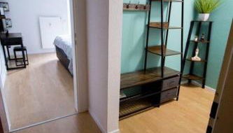 Industrial Charm Loft - Photo 2