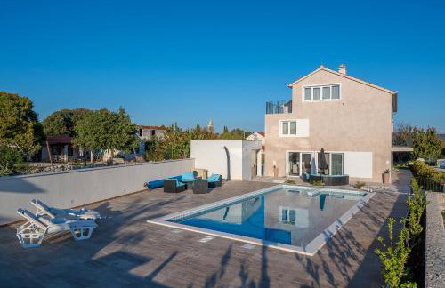 Luxury Villa David with swimming pool, sauna and jacuzzi - Foto 8