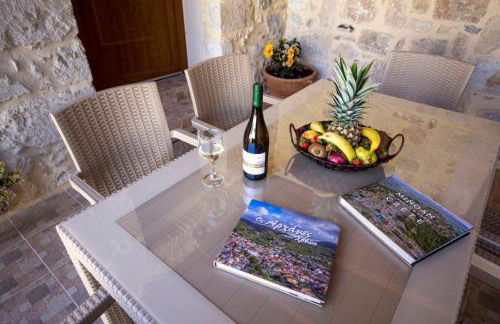 Kalomiris Thea Suite - Photo 17