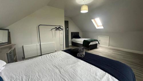 4 Bedroom Forest View House & Hot Tub sleeps 9 - Foto 4