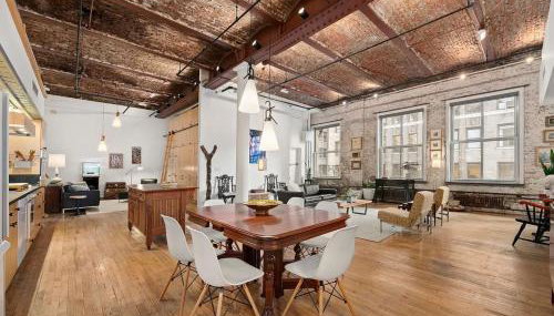 Sun-Filled Luxury Historic 2 Bedrooms apto - Foto 4