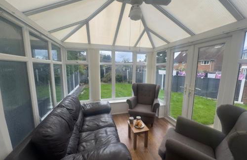 House - Sleeps 10 - Parking - Stn Close - Foto 40