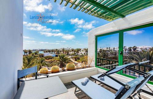 House of the Horizon Playa Las Cucharas VV penthouse with sea & pool view AIRCON - Foto 1