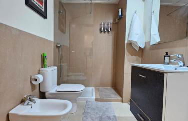 Big Terrace in private Loft on San Francisco street - Photo 24