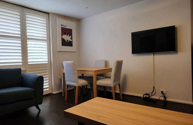 Homely 1 Bedroom Retreat in South Yarra With Balcony - Foto 12
