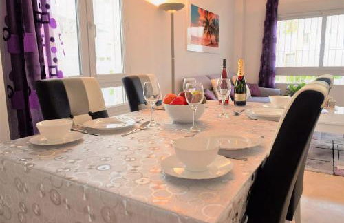 FABULOUS 2 BED 2 BATH APARTMENT ! - Foto 31