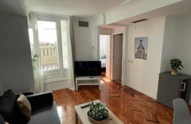 Apartamento con terraza y vistas Alcalá-Retiro - Photo 2