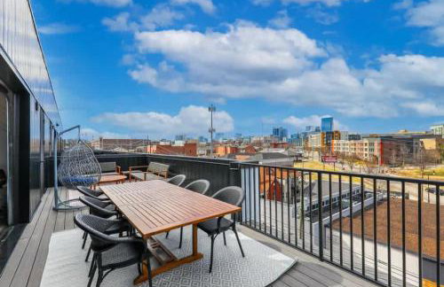 Muse- Morgan Wallen Speakeasy and Giant Balcony - Foto 3