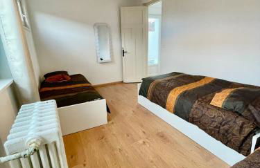 Large 6-bedroom house, close to Lille city center, CHR - Foto 15