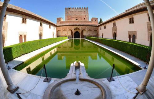 Warm Light of Albayzin - Free Parking 15 min away - Foto 37