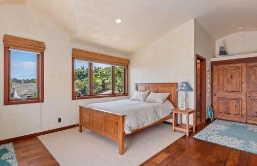 Blue Ocean View Retreat - Minutes to Beach - Photo 12