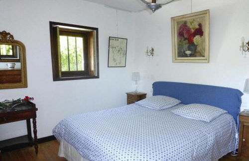 Mill in Brittany by River Aulne With Kayaks - Foto 25