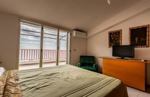 Sea View Penthouse with Terrace - Foto 21