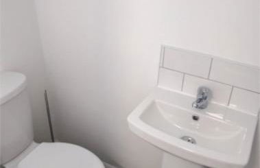 City breaks Corby Double ensuites with tv - Photo 7