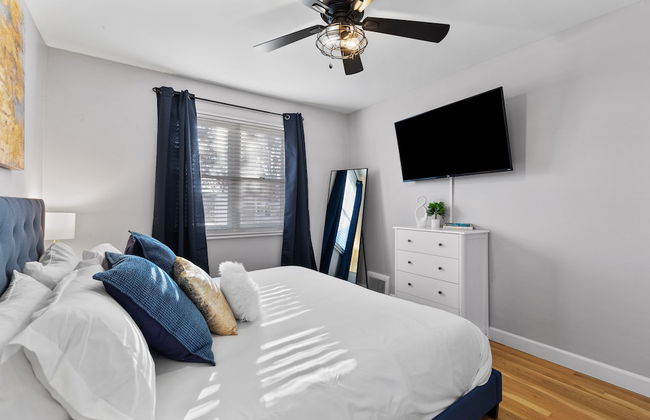 Metropolitan Escape I JZ Vacation Rentals - Photo 7