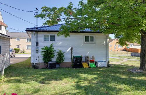 Large Private Yard Home 14 Mi to Niagara Falls! - Foto 20