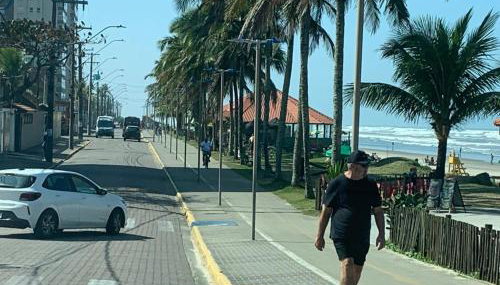 Casa para até 10 pessoas com 2 banheiros, 1 quente - Foto 4