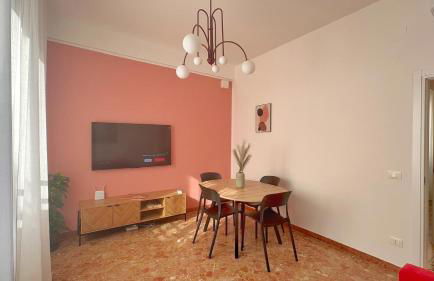 Dimora Pasolini , Stylish Two Bedroom Apartment in the Historic Center - Foto 8