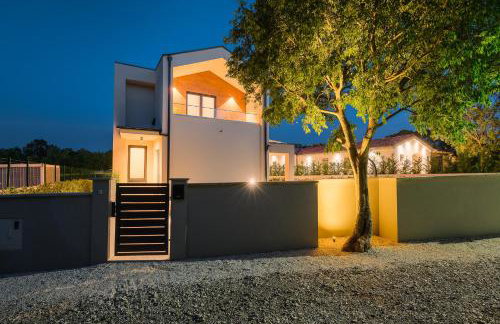 Villa Nobu - Photo 52