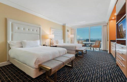 TRUMP 56th Floor - Sphere and Strip View - No Resort Fees - Photo 30