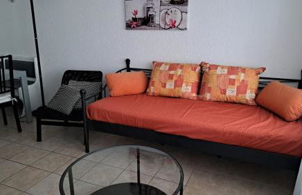 Schicke 2 Zimmer Wohnung ganz Zentral Und ruhig! Nähe Bahnhof! - Foto 1