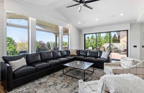 Majesty Estate in Salt Lake with Private Pool and Sport Court - Foto 8