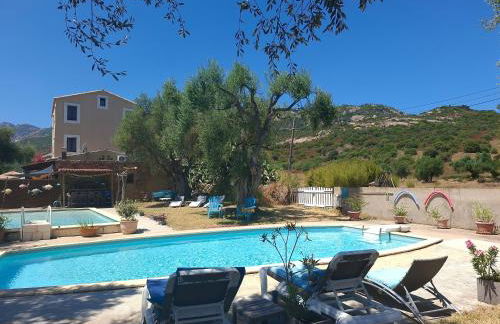 1st floor apartment in 18th century character house - Foto 1