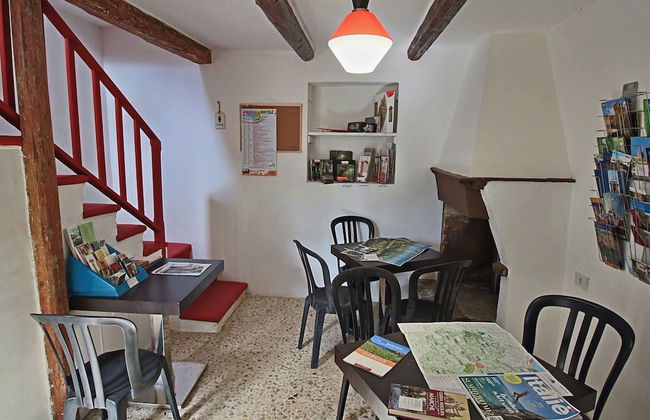 Apartment in Piticchio With Pool and BBQ - Photo 20