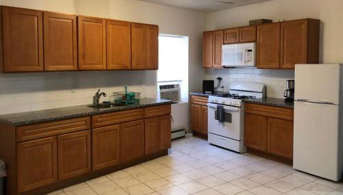 Large apartment, sleeps up to 8 people comfortably, direct NYC Manhattan train only 5 minute walk away, MetLife Stadium FIFA World Cup 25 minutes away - Foto 4