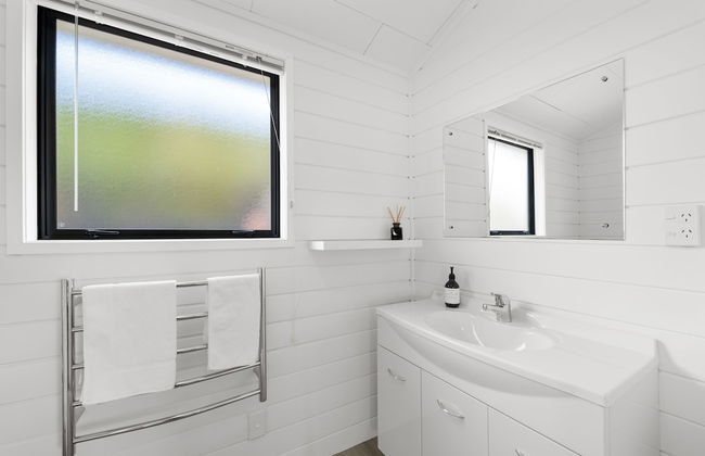 Haruru Cottages - Photo 9