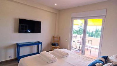 Blue & Yellow Penthouse with Terrace at Balaia Mar - Foto 4