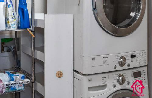 The Rose Garden Estate with Swim Spa - an Irvie Home - Foto 53