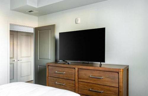 Landing Beautiful 1BD Pool Gym - Foto 11