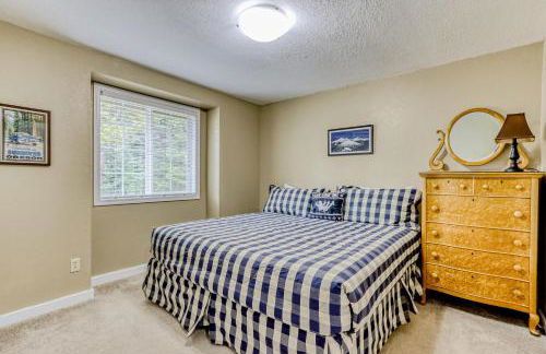 Rainier Rest Stop - Foto 17