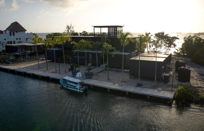 NEW Modern Ocean Front Villa on Private Island - Foto 44