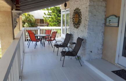 Spacious Beach House Unit,Beautifully Furnished 2 Bed 2Bath./2Min.Walk To Beach - Foto 22