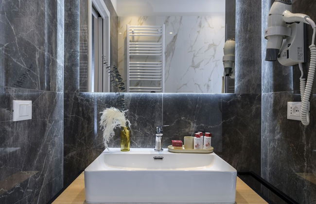 Domus Augustea - Nerone - Foto 38