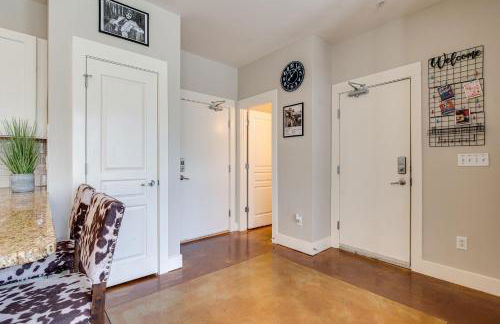 The Celebrity - Minutes to Broadway with a Balcony - Foto 11