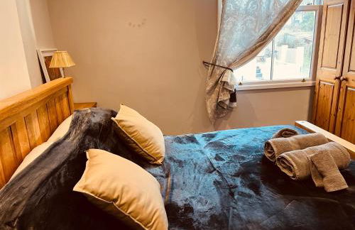 Spacious 5 Bedroom Home in Central Kidderminster with Private Parking and Electric Vehicle Facilities, Easy Access to Birmingham and Nearby Towns - Foto 24