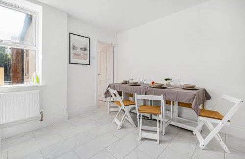 The Cedar - Free Parking, Netflix, Near M1, M69 - Foto 60