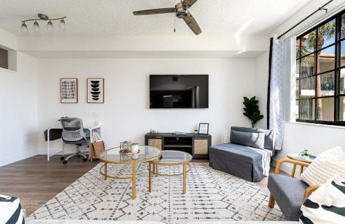 Newly renovated Townhome with King bed - Foto 8