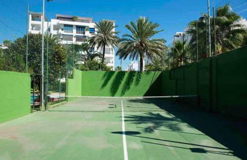 PUERTO BANUS, 2 ROOMS, POOL AND PRIVATE PARKING. - Foto 19
