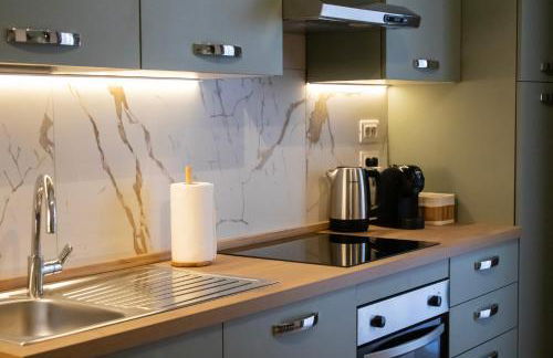 ELIOS LIVING - Parcheggio Privato, Vicino al centro, 200m dal Mare - Photo 8