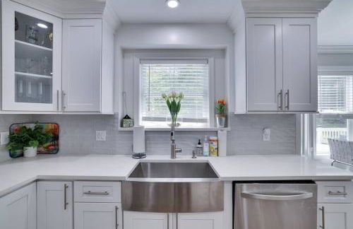 Cozy Poconos Retreat Hot tub, Game room and igloo - Foto 53