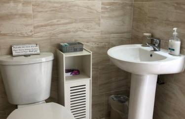 Captivating 2-bed Static Caravan on Private Land - Foto 17