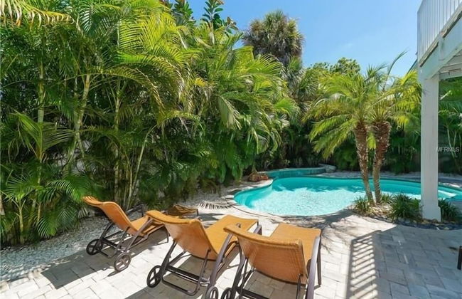 Footprints in the Sand managed by Beach Retreats - Photo 20