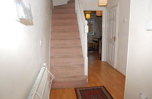 Fantastic 4 bed house with 3 bathrooms in pleasant location - Foto 5