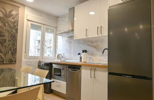 For You Rentals Amplia Casa temporal Madrid de 3 Dormitorios M VIL45 - Foto 16